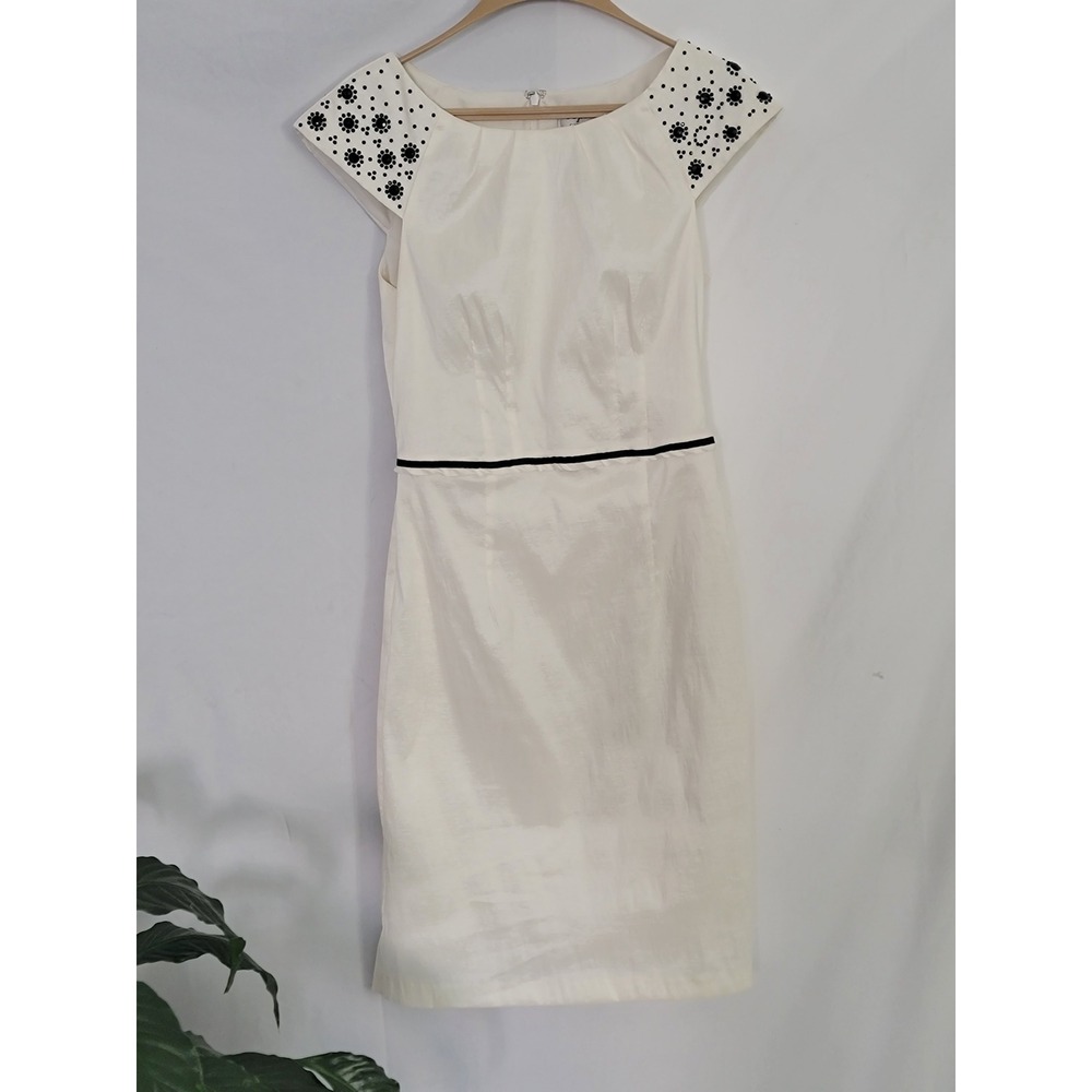 Sophia Christina‎ Women Cream Beaded Cap Sleeve Sheath Dress Size 4